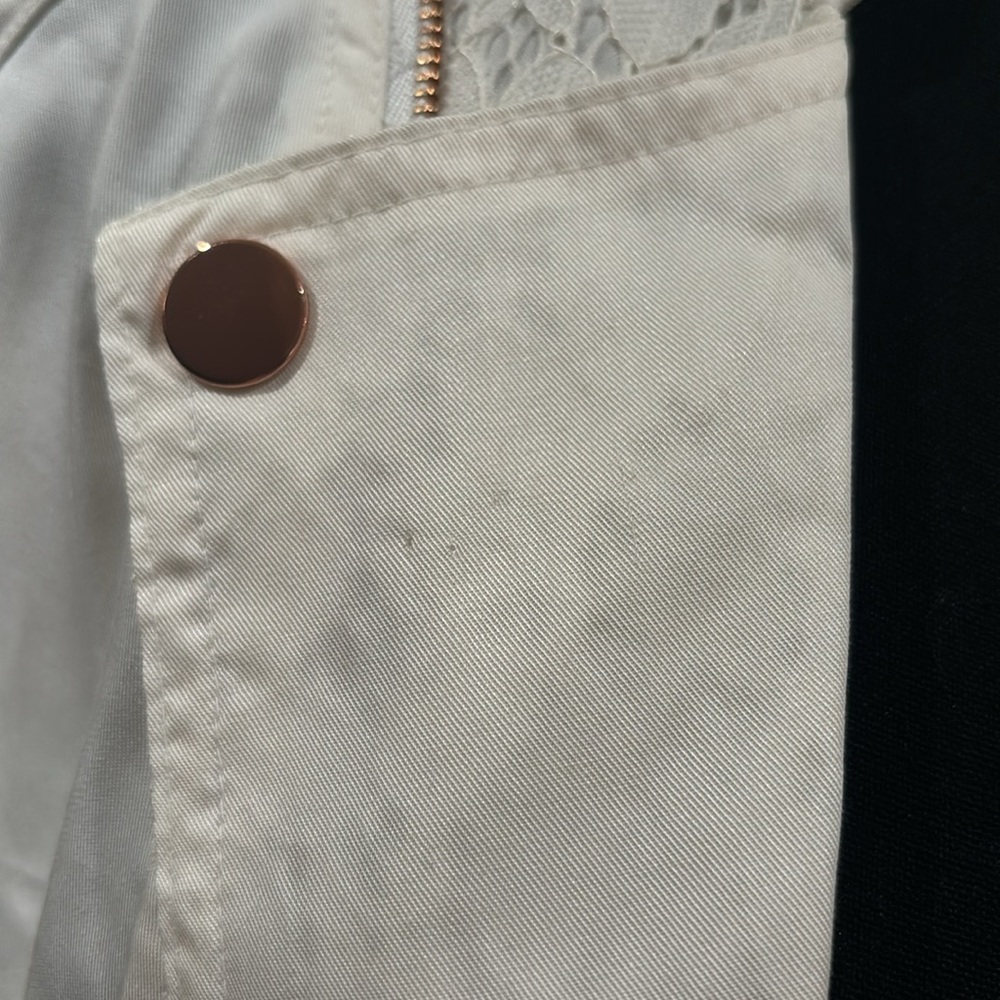 Candies Cream/Off White Lace Jacket - Picture 5 of 8